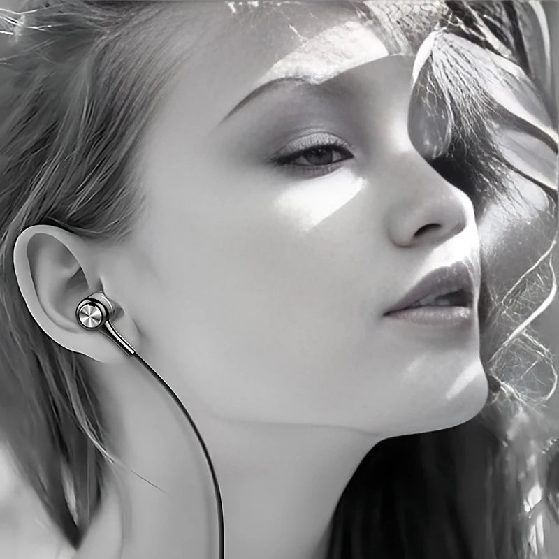 3.5mm Wired Earphone In Ear Headset HIFI Heavy Bass Earbuds Monitor Sports Headset Stereo Music Gaming Headphone With Microphone